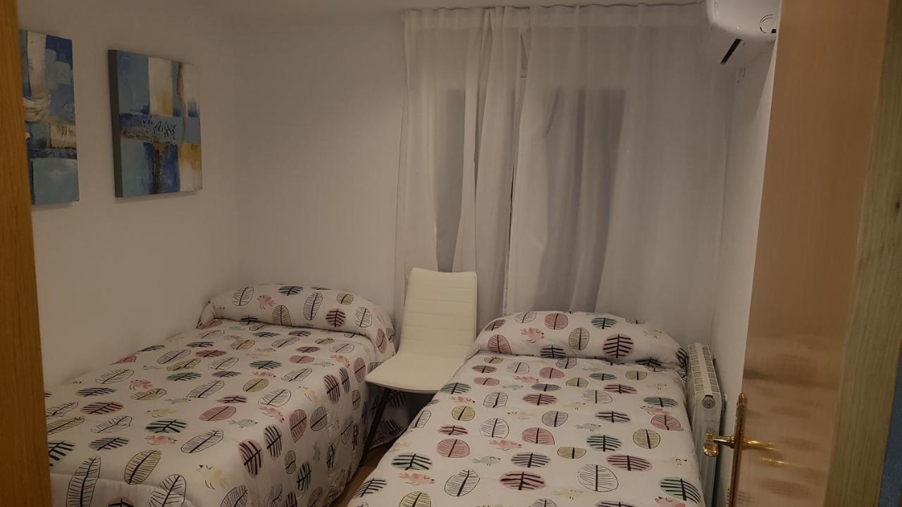 Casco Historico, Con Parking Incluido Apartment Zaragoza Luaran gambar